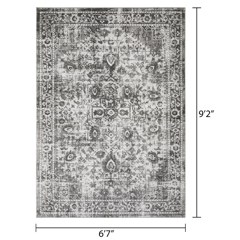 Raghdah Oriental Indoor Rug, Rectangle 6'7" x 9'2"