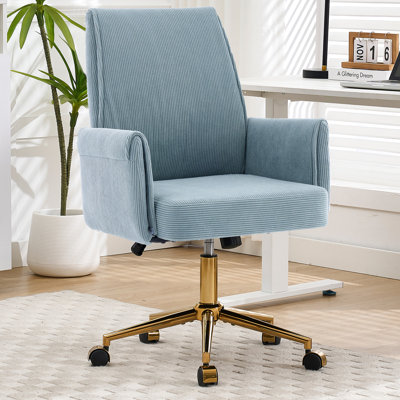 Fauteuil de bureau bleu en velours côtelé à dossier moyen, accoudoir ergonomique pour les coudes et les épaules, confort naturel, base dorée, poids de travail de 26,98 lb