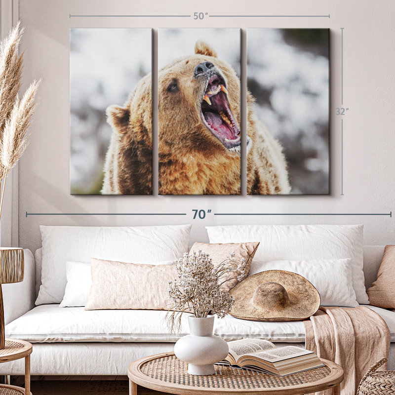 «Roaring Grizzly Bear» sur toile, H 32 po x l 50 po