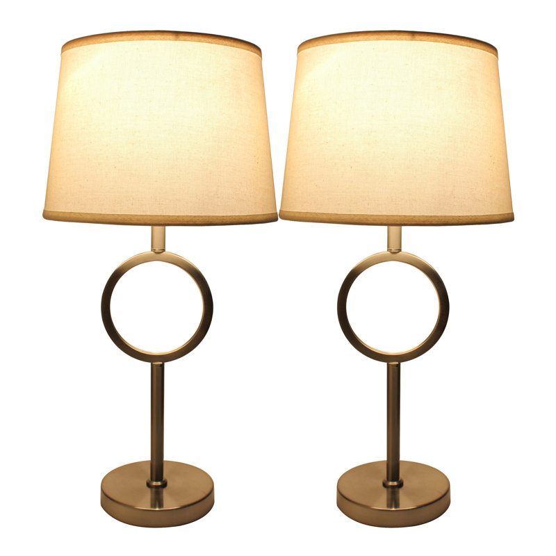 Ensemble de lampes de table 25 po Edmund, Nickel brossé avec abat-jours crème