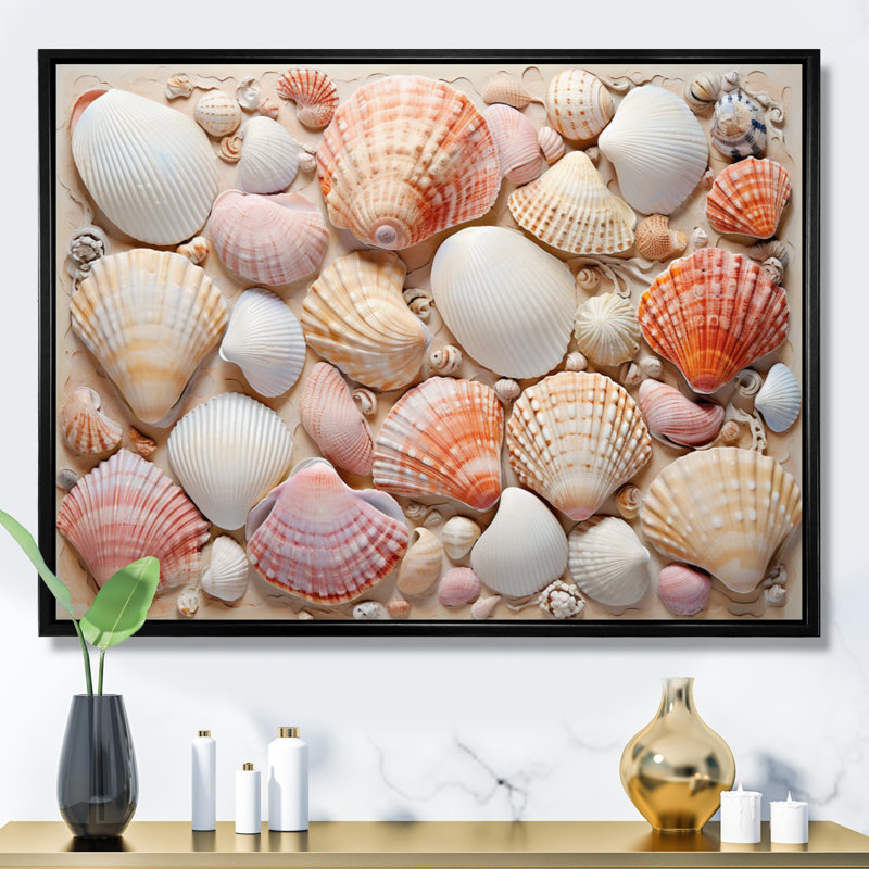 Seashell Contemporary Collage, reproduction d'art sur toile, Cadre flottant noir, H 24 po x l 32 po x P 1 po