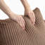 Canapé luxueux en velours côtelé-678283145