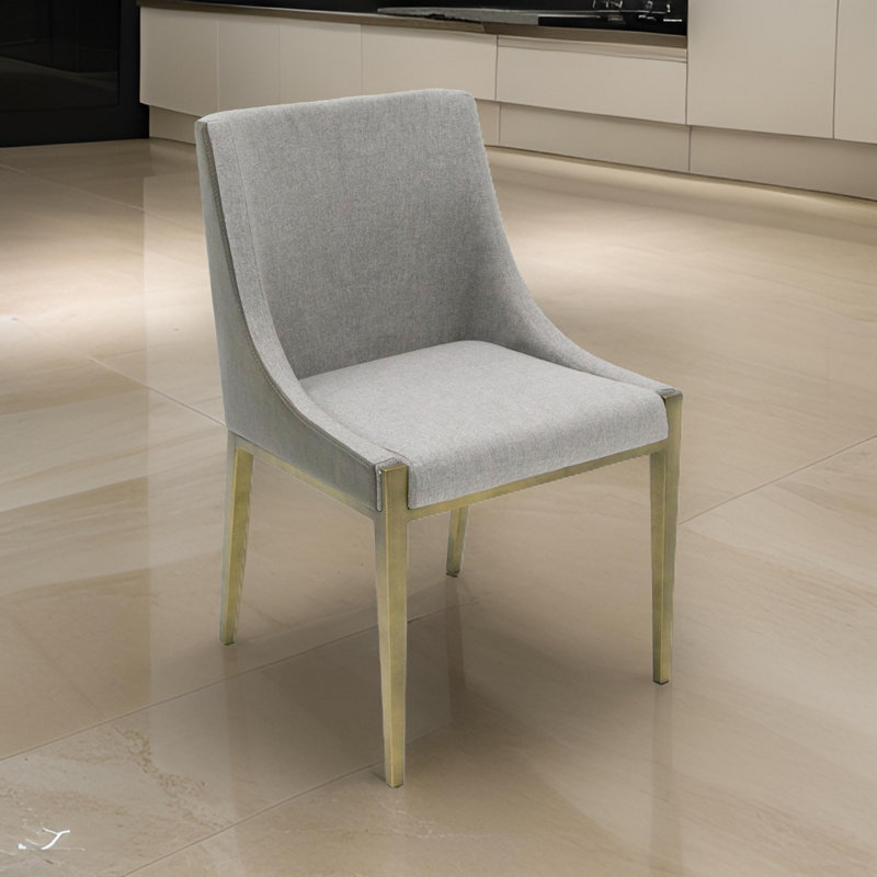 Chaise d'appoint rembourrée Maylee