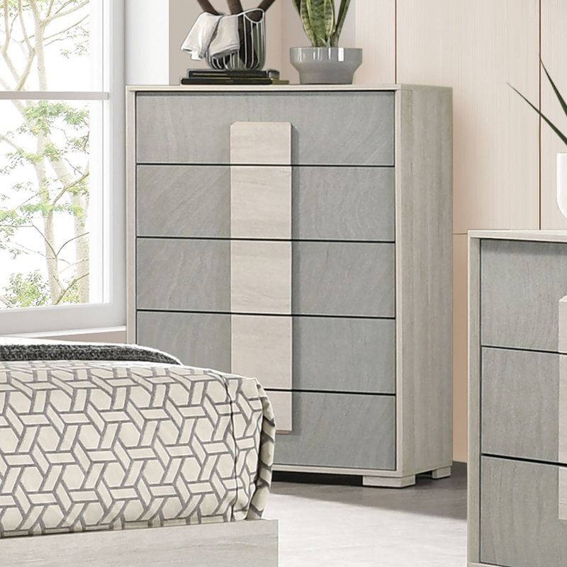 Commode à tiroirs de style contemporain