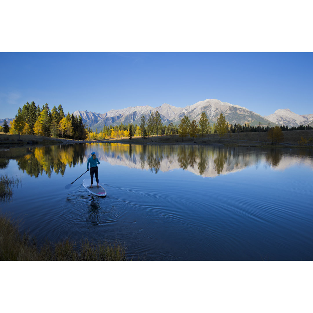 Stand Up Paddleboard von GibsonPictures - No Frame Set auf Leinwand