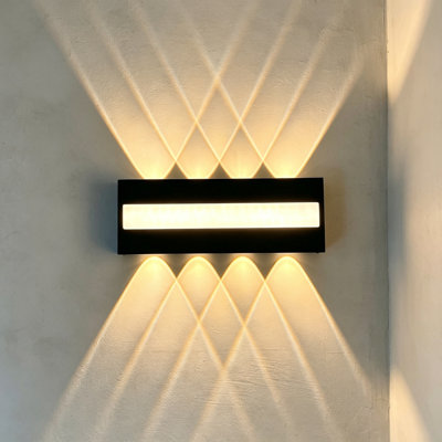 Plug-in Outdoor Sconce