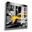 «Yellow Taxi Reflection» par PhotoINC Studio-580190652
