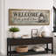 Tableau rustique de bienvenue avec lanterne et eucalyptus, décoration d'entrée, impression giclée sur toile encadrée (3 pièces)-133670640-133670635