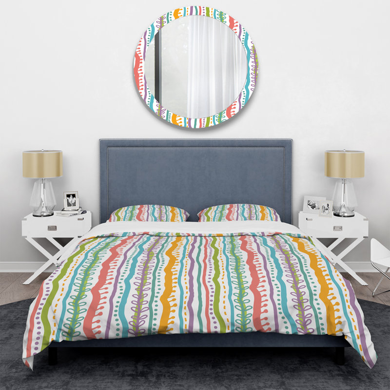 Multicolor Striped Pattern Polyester Floral Duvet Cover Set, Queen Duvet Cover + 2 King Shams