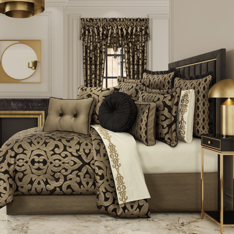 LA BOHEME - ONYX KING 4PC. COMFORTER SET, King Comforter + 3 Additional Pieces