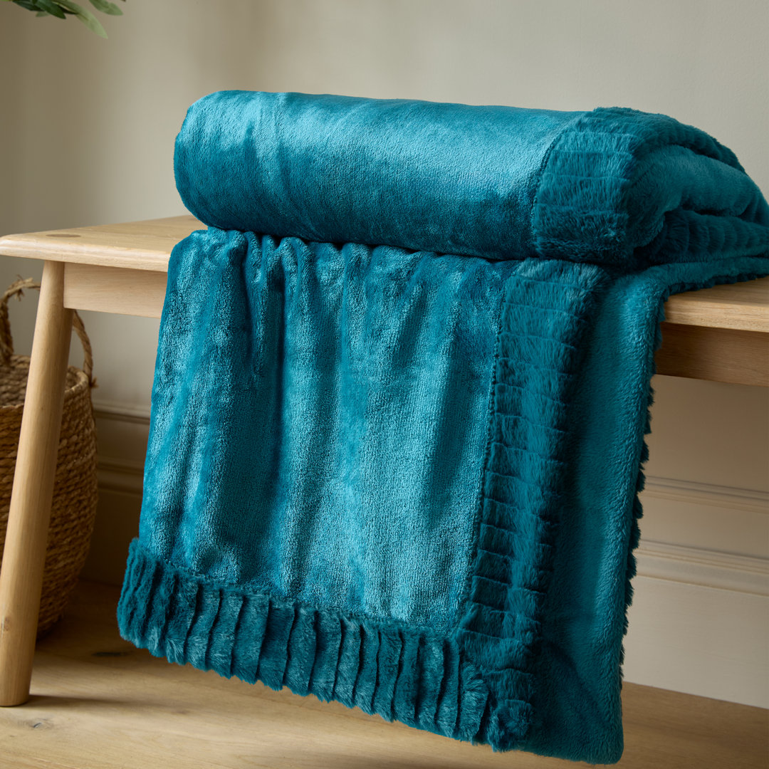 Velvet And Faux Fur 150x200cm Blanket Throw