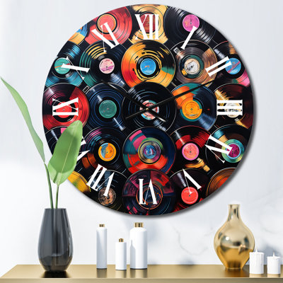 Horloge murale colorée