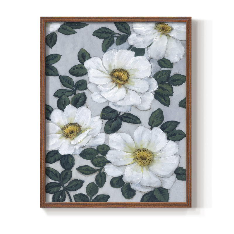 «Bright White Flowers I», reproduction encadrée - bois massif, H 30 po x l 24 po, Noyer