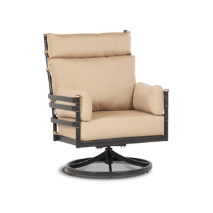 Chaise de patio pivotante à dossier haut avec coussins Sunbrella Lancaster