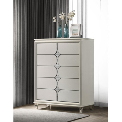 5-Drawer Bedroom Chest Of Drawers Pearl White