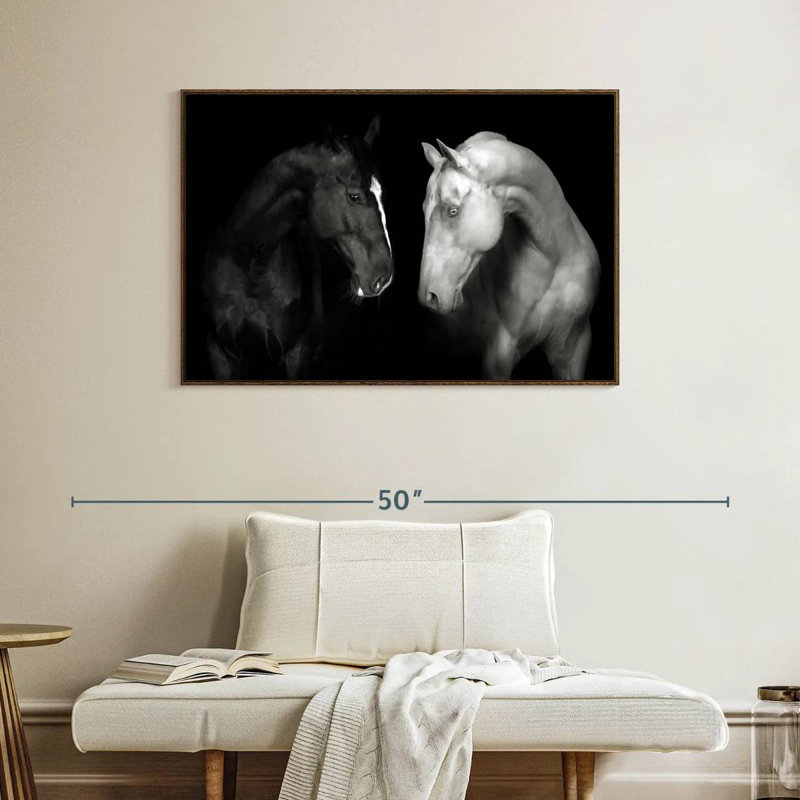 Chevaux monochromes, Cadre flottant noyer, 40 po x 27 po