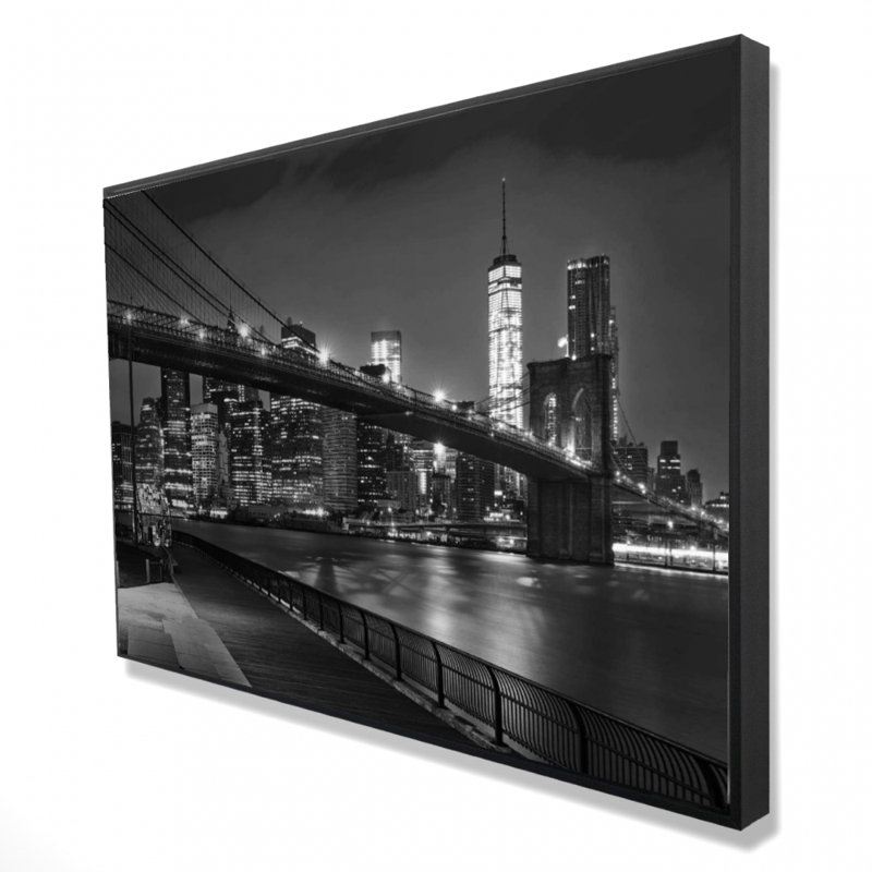 «City Under The Night» sur toile