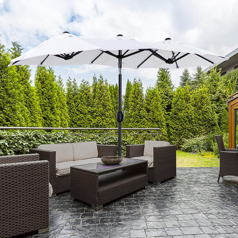 Grand parasol de marché extérieur de 9,5 pi avec bouton-poussoir et manivelle Outsunny, Crème