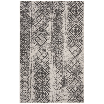 Finney Performance Geometric Rug
