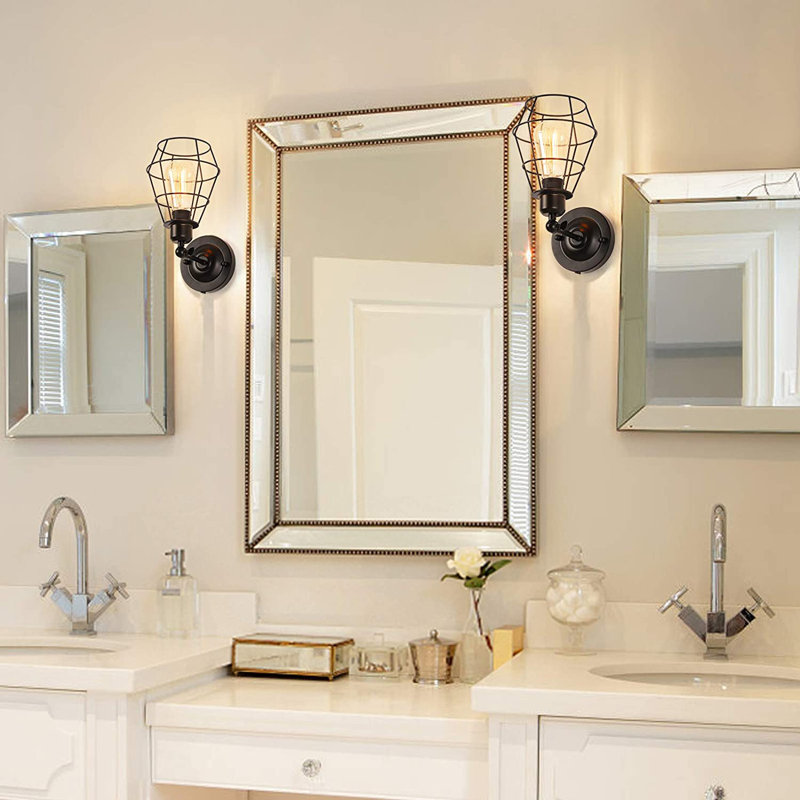Rodericks Plug-in Armed Sconce
