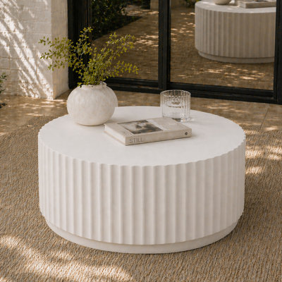 30" Round Outdoor Coffee Table