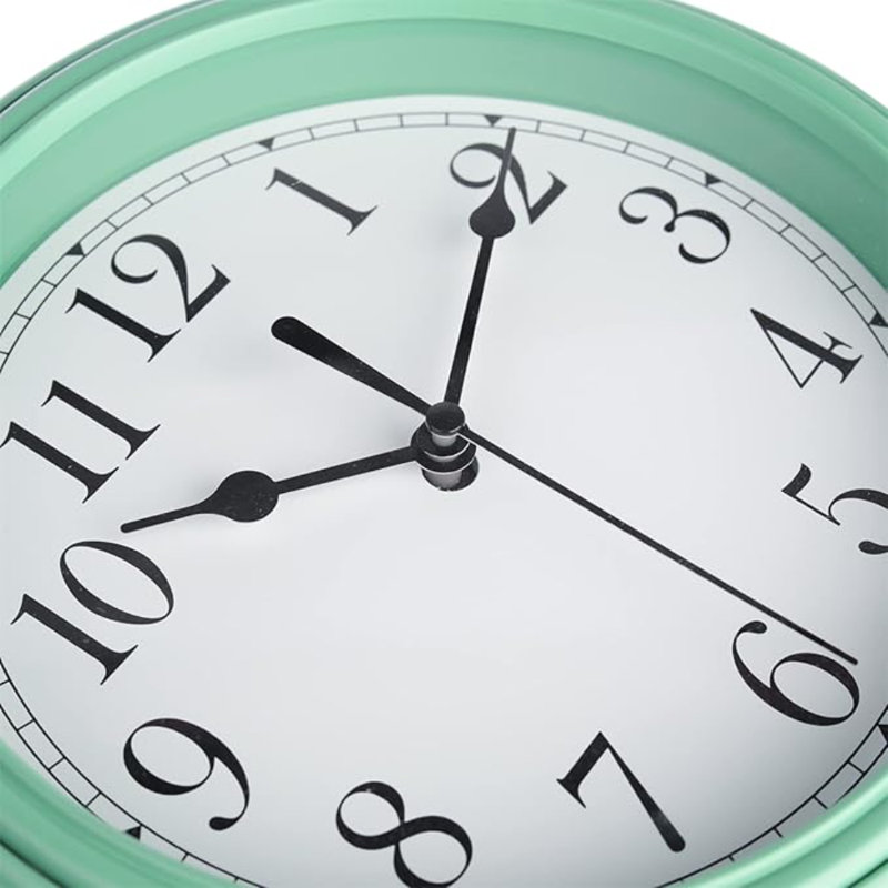 Horloge murale silencieuse 9 pouces, Vert Amy