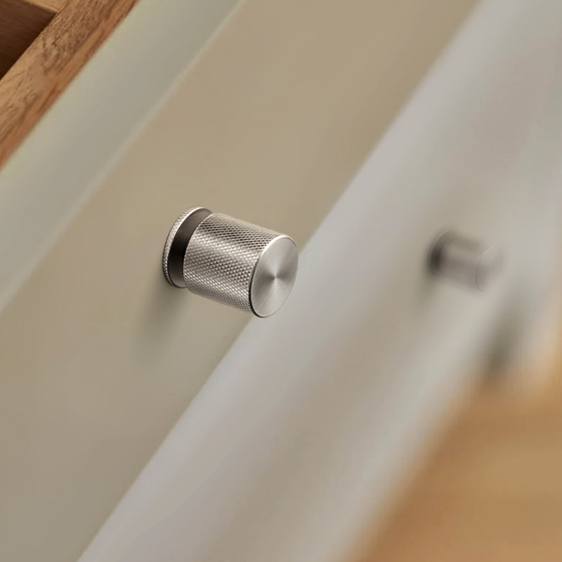 Paquet multiple de boutons cylindriques de 1 po de diamètre, Nickel satiné