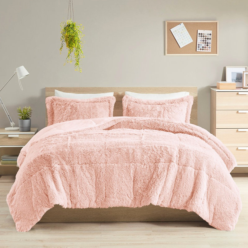 Twin/Twin Xl Comforter With Shaggy Fur - Blush Warm Reverse For Refreshing