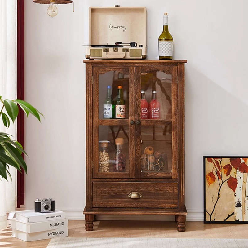 Vitrines en bois massif