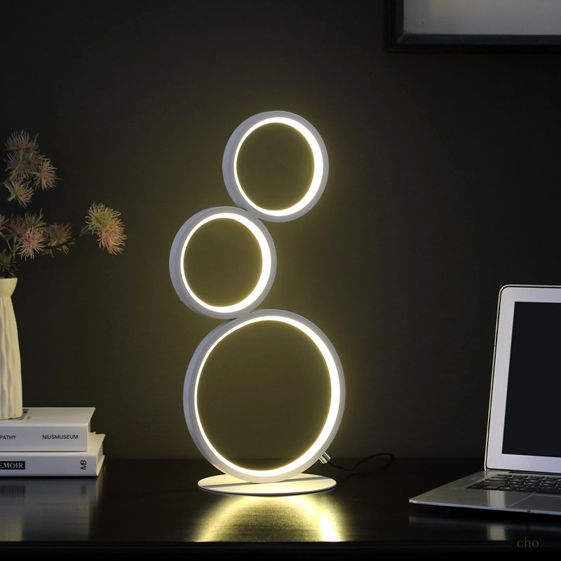 Lampe de table 17 po à 3 anneaux en métal à DEL blanc Odu