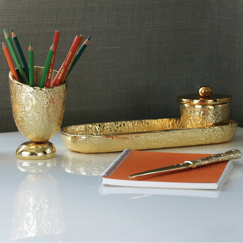 Feathers Aluminum Desk Pad