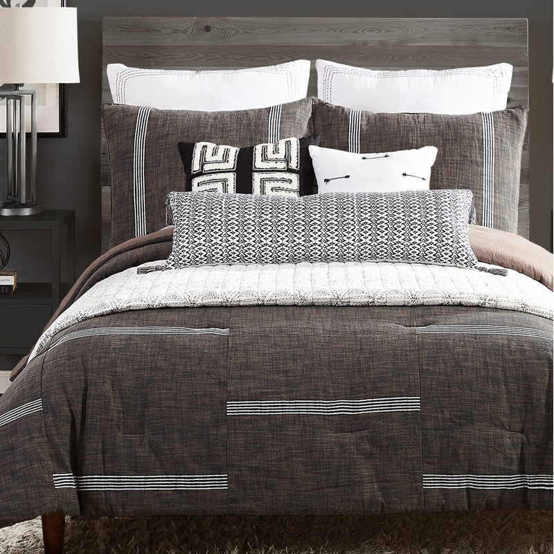 Zare Clipped Cotton Throw Pillow