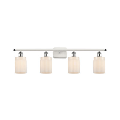Éclairage pour salle de bain 4 lumières Caplinger