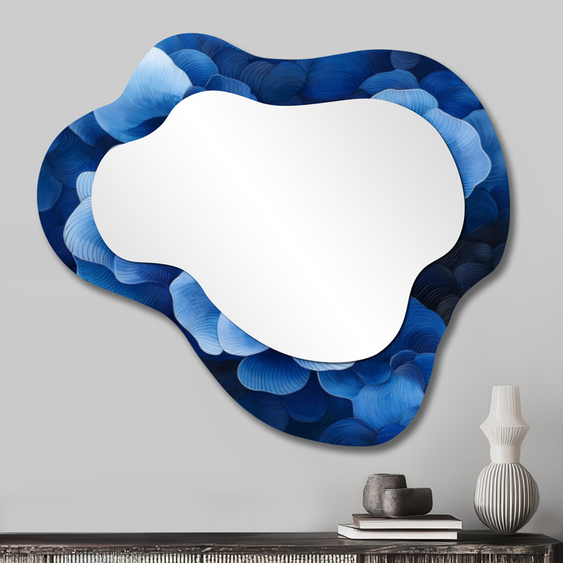 Bleu et blanc hydrangée Soundwave Hydrangea - miroir mural asymétrique hydrangée, miroir de coiffeuse traditionnel, imprimé sur métal