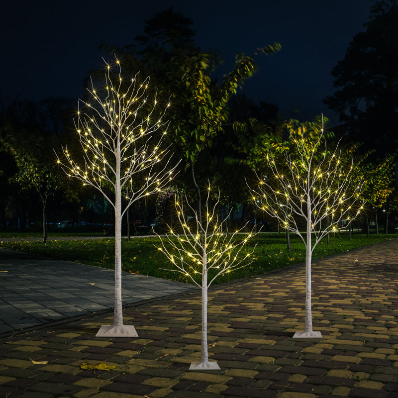 LED Lighted Trees & Branches