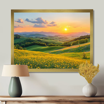 «Countryside Rolling Hills At Golden Hour I», impression sur toile encadrée