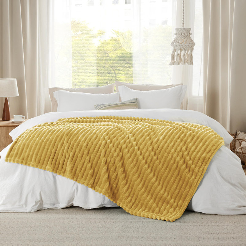 Bedsure Flannel Fleece Blanket for Girls, 300 GSM Soft and Cozy Blanket for Dorm & Home Decor, All-Season Gift, Honey