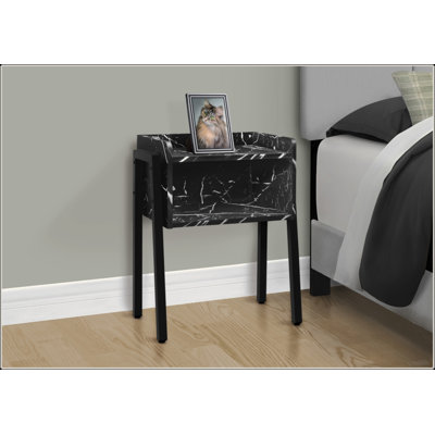 Table de chevet polyvalente et élégante pour la chambre à coucher et le salon, avec rangement et design contemporain.