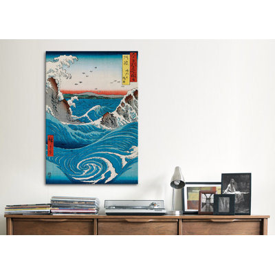 The Crashing Waves' by Katsushika Hokusai Graphic Art on Canvas
