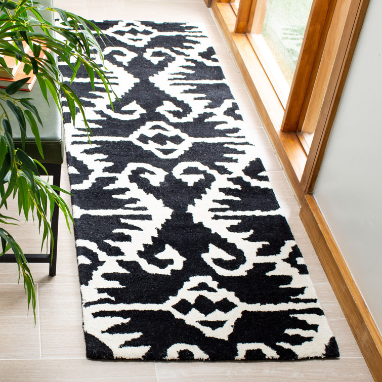 Kouerga bHand Tufted Wool Geometric Rug