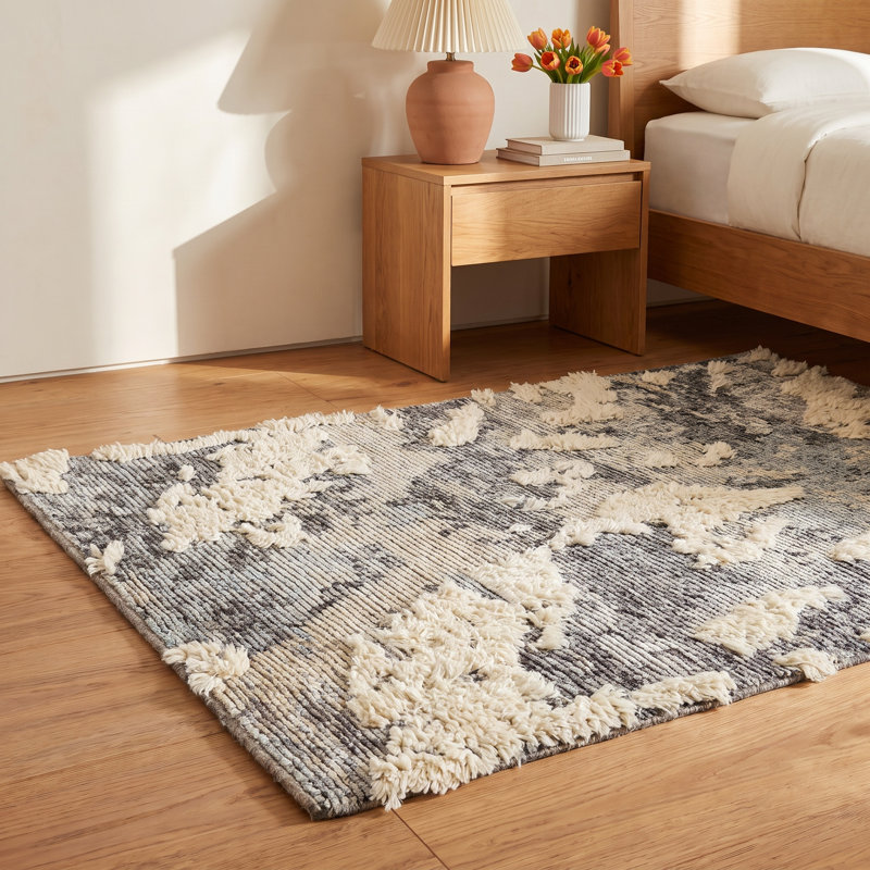 Arcus Abstract Hand Knotted Cream Area Rug, Rectangle 2' x 3'