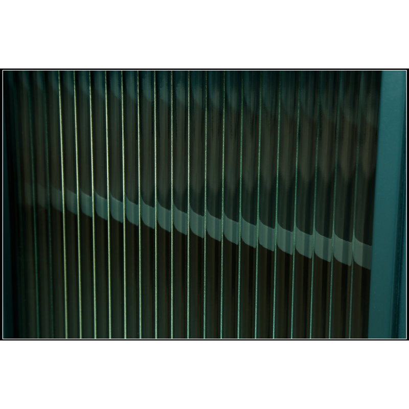 Meuble télé de style industriel avec armoire de rangement et tablettes réglables pour téléviseurs de 65 pouces, design rustique et fonctionnel