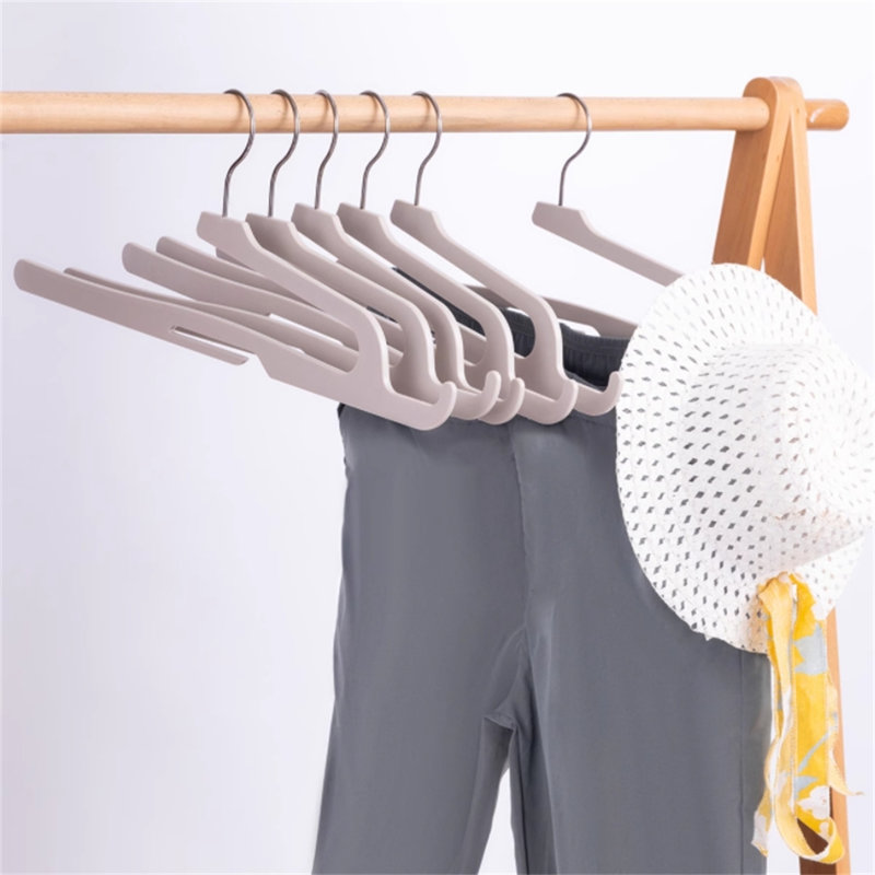 Cintre standard en plastique antidérapant Noralyn, 5