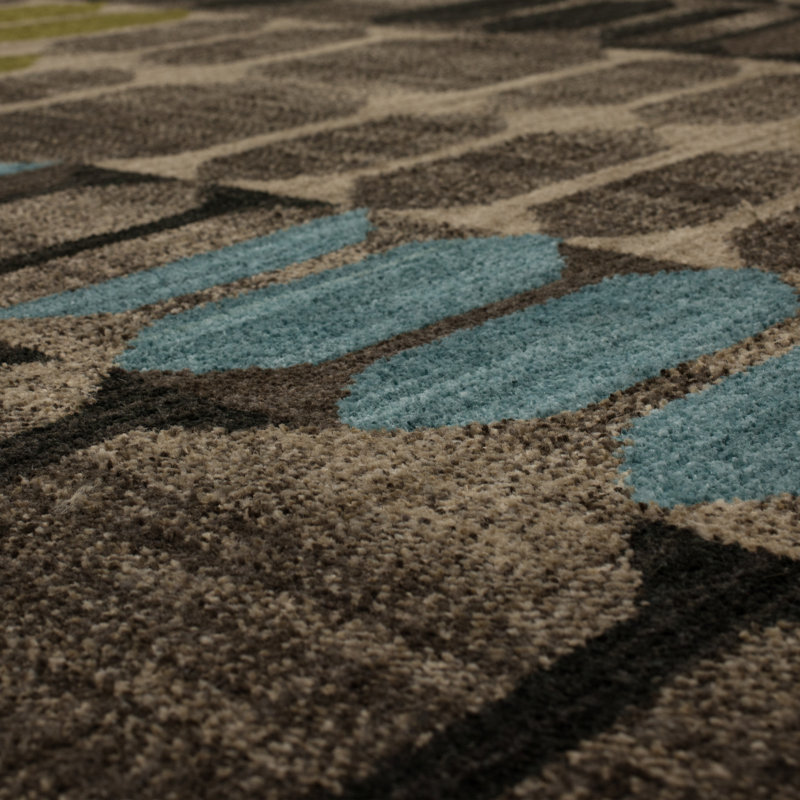 Gray Geometric Polyester Indoor Area Rug, 5'3" x 7'10"