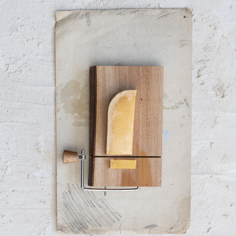 Trancheuse à fromage en bois et métal