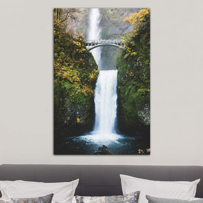«Waterfall II, Portland, Oregon» par charmante artillerie - impression d'art textuel