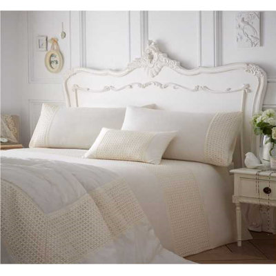 Jalique No Pattern Bedspread with Pillowcases