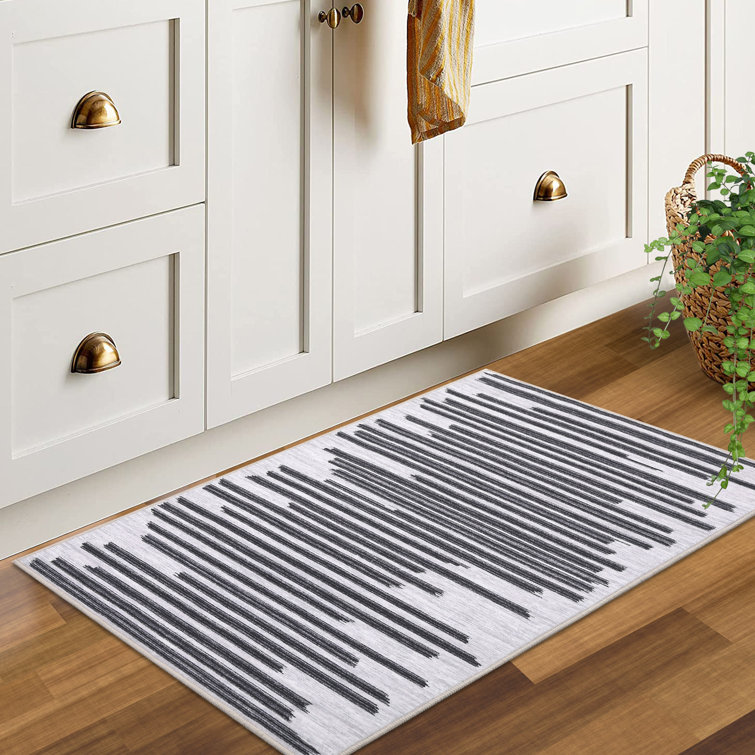 Ladetra Washable Striped Indoor Rug