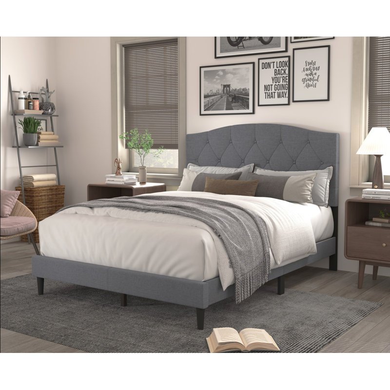 Lit plateforme tapissier Arndt, Très grand, Gris