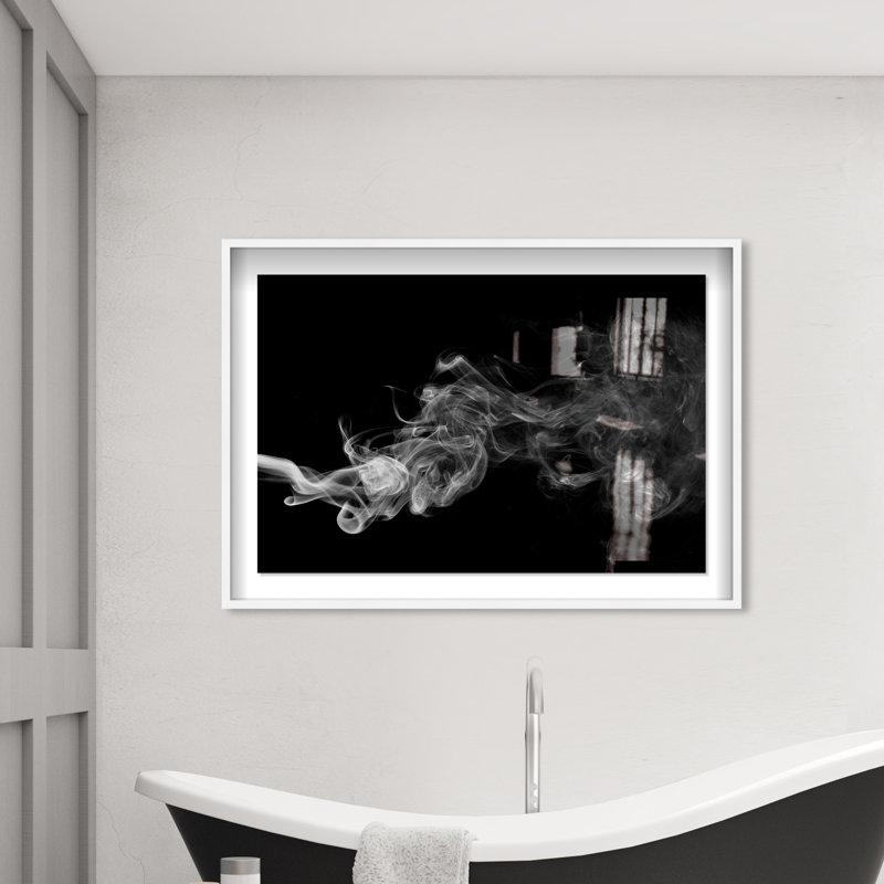 «Smokey Noir» par Oliver Gal - Shadowbox, impression, H 37,5 po x l 55,5 po, Blanc